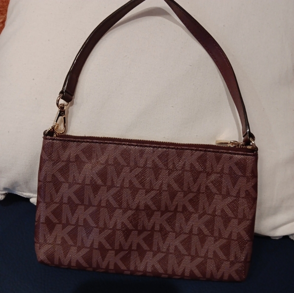 Michael Kors Marrón Wristlet and mini handbag bag semi new - Picture 4 of 6